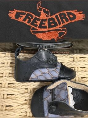 Baby Freebird “Baby Mabel” Navy Multi size 0-3 months NEW IN BOX